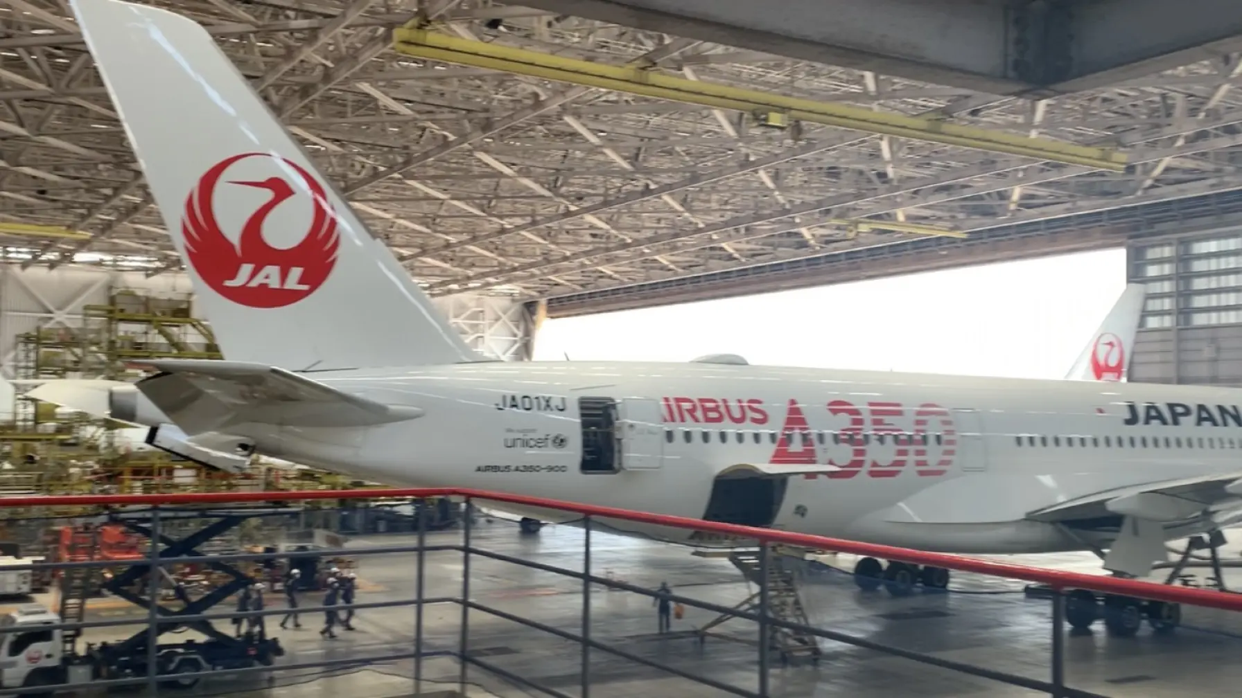 サムネイル 1: JALリモート工場見学　〜オンラインで飛行機のことを知ろう！〜