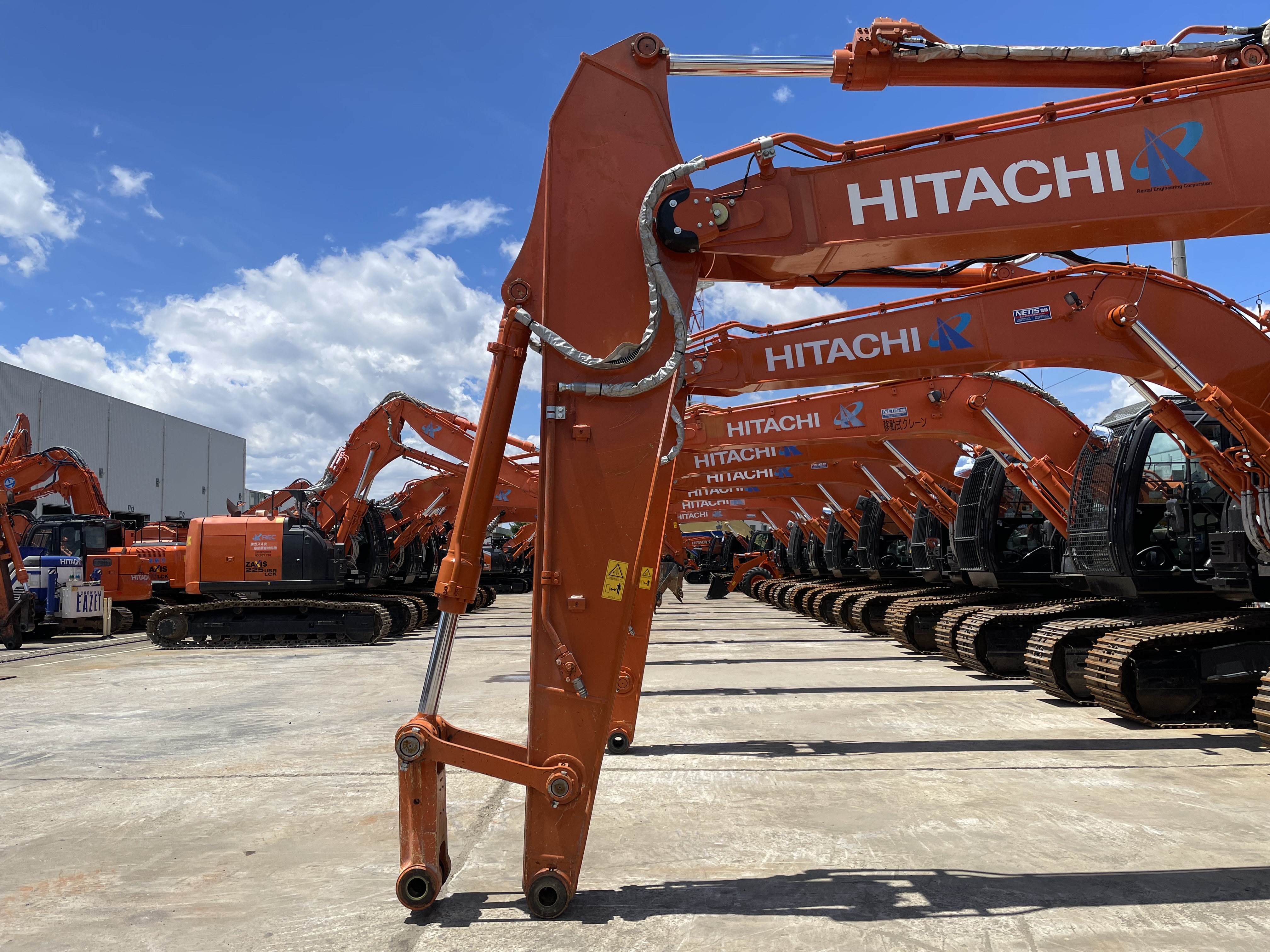 職種画像4:日立建機株式会社